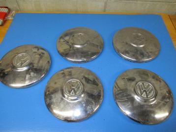 Set van 5 VW aircooled wieldoppen uit 1967 beschikbaar voor biedingen