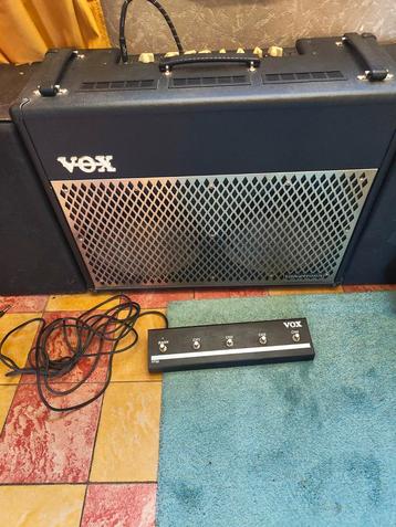 Vox vt100 + footswitch beschikbaar voor biedingen