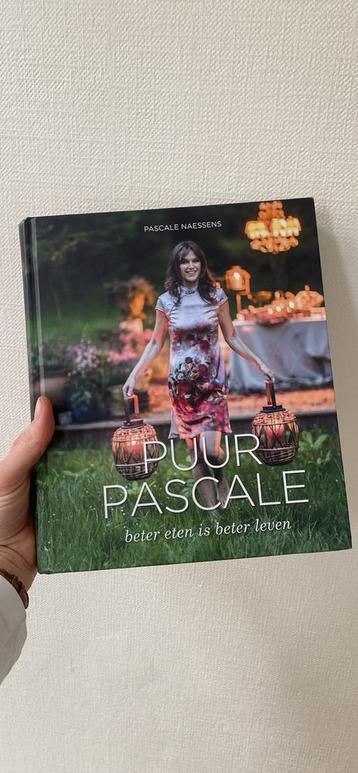 Livre de cuisine « Pure Pascale » de Pascal Naessens, Enlèvement, Comme neuf, Pascale Naessens