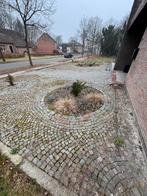 Gratis +- 142m2 granieten kasseien 8x8cm, Tuin en Terras, Ophalen, Zo goed als nieuw