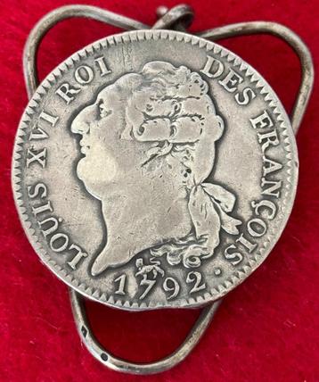 Antieke geldclip met Louis XI zilveren munt 1792 beschikbaar voor biedingen
