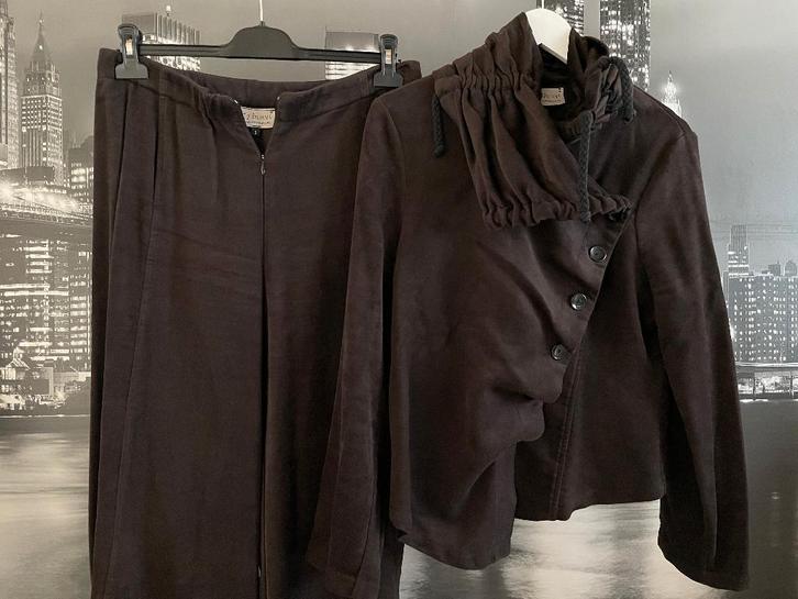 Got 2 Believe - prachtig broekpak - maat 3, Kleding | Dames, Broeken en Pantalons, Zo goed als nieuw, Maat 38/40 (M), Bruin, Lang