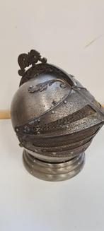 Medieval Knight's Helmet Caddy Bar Set Decanter 4 Shot Glass, Enlèvement ou Envoi
