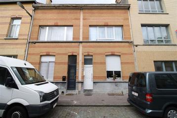 Huis te koop in Antwerpen, 3 slpks disponible aux enchères