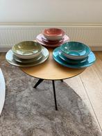 36 deling servies - borden (eet & dessert) + soepkommetje, Huis en Inrichting, Ophalen, Gebruikt, Effen, Aardewerk