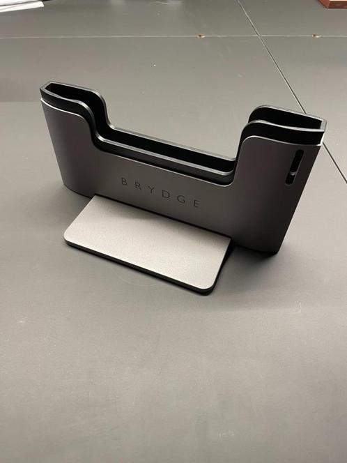 Docking Station Macbook Pro 13-inch - Brydge, Computers en Software, Dockingstations, Zo goed als nieuw, Docking station, Laptop