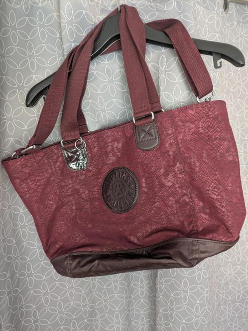 Sac à main Kipling tendance super couleur parfait état, Handtassen en Accessoires, Tassen | Damestassen, Zo goed als nieuw, Handtas