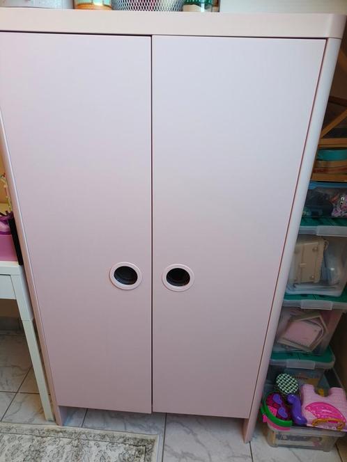 Kleiding kast, Huis en Inrichting, Kasten | Kleerkasten, Zo goed als nieuw, Kunststof, Ophalen