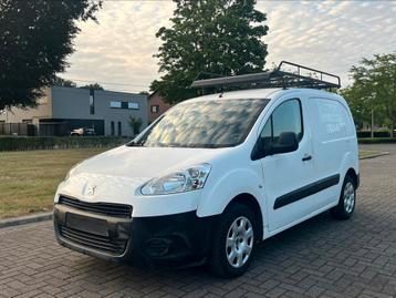 (Keuring) Peugeot Partner 1.6D **Lichtevracht** | AC - L2H1 beschikbaar voor biedingen