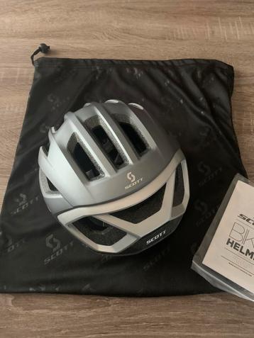 Nieuwe helm Scott maat Small beschikbaar voor biedingen