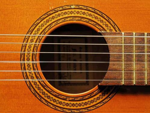 Classical guitar Francisco Esteve Concierto 1981, Muziek en Instrumenten, Snaarinstrumenten | Gitaren | Akoestisch, Gebruikt, Klassieke of Spaanse gitaar