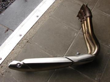 TRIUMPH SPEED TRIPLE 1050 R collecteur état neuf 2011 - 2015 beschikbaar voor biedingen