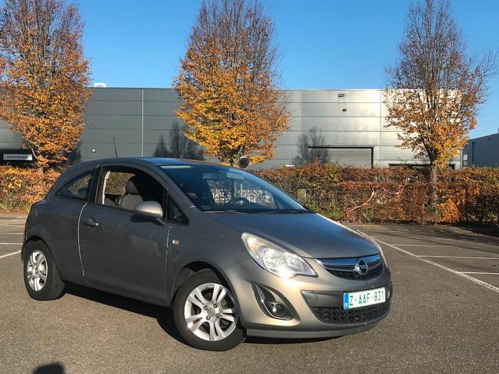 Opel Corsa benz - 115000 km - gekeurd verkoop, Auto's, Opel, Particulier, Corsa, ABS, Airbags, Airconditioning, Centrale vergrendeling