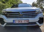 Volkswagen Touareg 3.0 TDi V6 SCR 4Mo R-Line Tip. LICHTE VRA, Auto's, Automaat, Gebruikt, Leder, Diesel