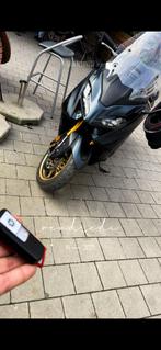 T max 560 Tech max, Motos, Poignées chauffantes, Particulier, Permis Moto A2 minimum, 560 cm³