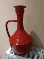 A vendre une cruche ou vase, Ophalen