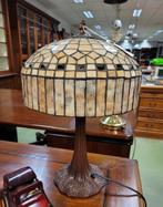 Antieke ronde Tiffany tafellamp bureaulamp, Ophalen of Verzenden, Zo goed als nieuw, Glas, 50 tot 75 cm