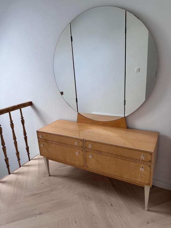 Joli meuble avec miroir, Maison & Meubles, Tables | Coiffeuses, Utilisé, Enlèvement