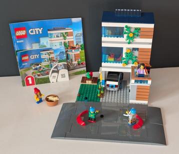 LEGO City 60291 — Het familiehuis!  beschikbaar voor biedingen