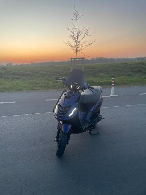 Zip 2 takt b klasse, Fietsen en Brommers, Brommers | Overige merken, Gebruikt, Klasse B (45 km/u), Ophalen