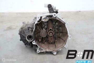 5 - hand versnellingsbak VW UP! 0CF300044G beschikbaar voor biedingen