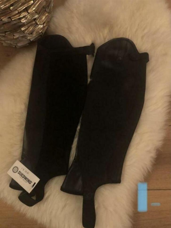 Mooie zwart lederen chaps van Suedwind, Model Grand Prix - N, Dieren en Toebehoren, Paardrijkleding, Nieuw, Dames, Heren, Schoeisel