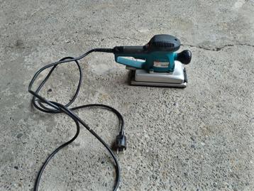 Schuurmachine Makita  beschikbaar voor biedingen