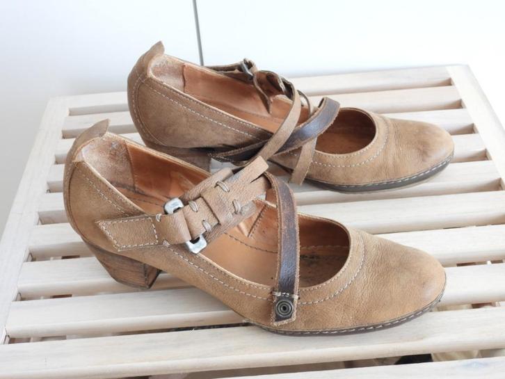 AIRSTEP schoenen - leder - maat 41, Kleding | Dames, Schoenen, Gedragen, Pumps, Bruin, Ophalen of Verzenden