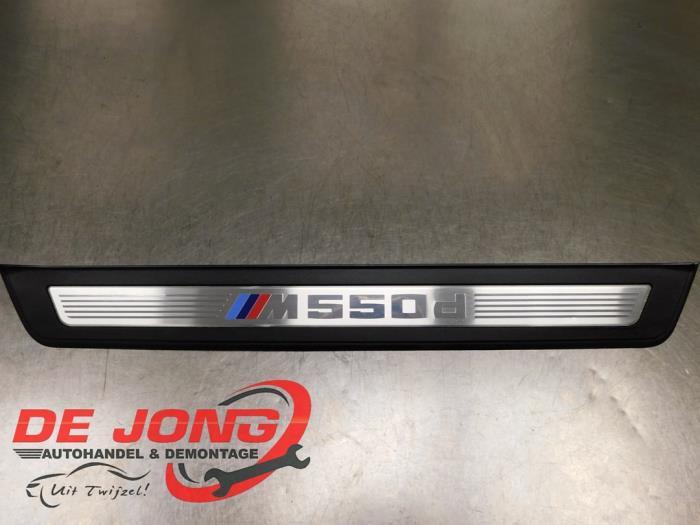 Voorinstap links van een BMW 5-Serie, Auto-onderdelen, Carrosserie, BMW, Gebruikt, 3 maanden garantie, Ophalen of Verzenden