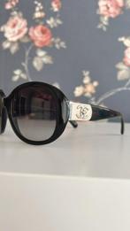 Chanel zonnebril, Bijoux, Sacs & Beauté, Lunettes de Soleil & Lunettes | Femmes, Comme neuf, Autres marques, Noir, Enlèvement ou Envoi