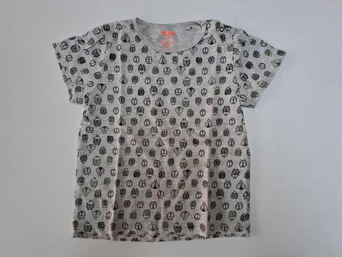 Mt 98 Grijze T-shirt met insecten, Kinderen en Baby's, Kinderkleding | Maat 98, Zo goed als nieuw, Jongen, Shirt of Longsleeve