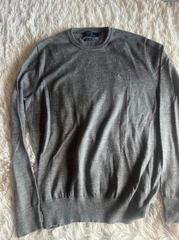 Ralph lauren long sleeve  beschikbaar voor biedingen