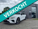 Volvo V60 2.0 T8 Twin Engine AWD R-Design PANO-H&K-HUD-MEMOR, Auto's, Gebruikt, 4 cilinders, 1969 cc, Leder en Stof