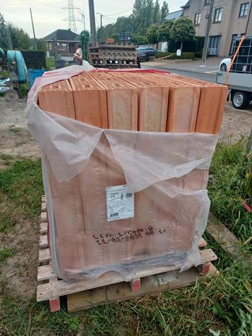 Snelbouwstenen  beschikbaar voor biedingen