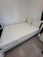 Ikea bed + mattress, Huis en Inrichting, Slaapkamer | Matrassen en Bedbodems, Ophalen, Zo goed als nieuw