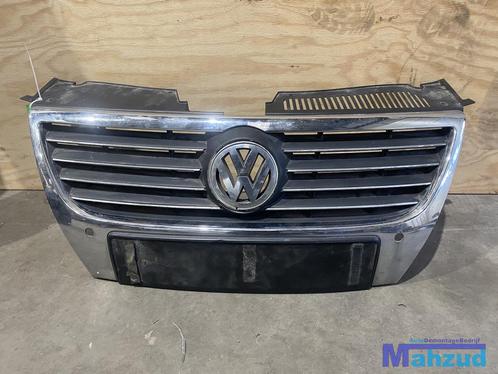 VW PASSAT 3B2 B6 GRILLE 2006-2010, Auto-onderdelen, Carrosserie, Volkswagen, Gebruikt