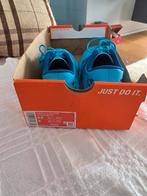 Nike voetbalschoenen maat EU 39, Ophalen, Zo goed als nieuw, Schoenen