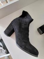 Schoenen / laarsjes 38 / 39, Ophalen