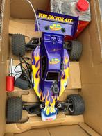 Modelauto met gereduceerde benzinemotor, Hobby en Vrije tijd, Modelbouw | Radiografisch | Auto's, Ophalen, Benzine, Gebruikt, Schaal 1:10