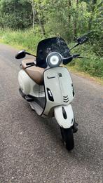 Vespa primavera 50cc 4t (B klasse), Fietsen en Brommers, Ophalen
