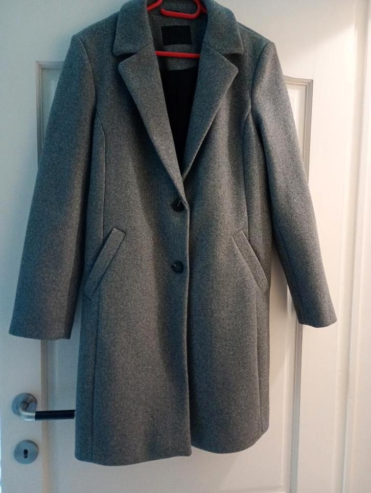 Mooie stoffen mantel (grijs) - Nieuw - maat 40, Kleding | Dames, Jassen | Winter, Nieuw, Maat 38/40 (M), Grijs, Ophalen of Verzenden