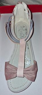 Sandalen maat 32 NIEUWE Voor meisje, Ophalen, Nieuw, Meisje