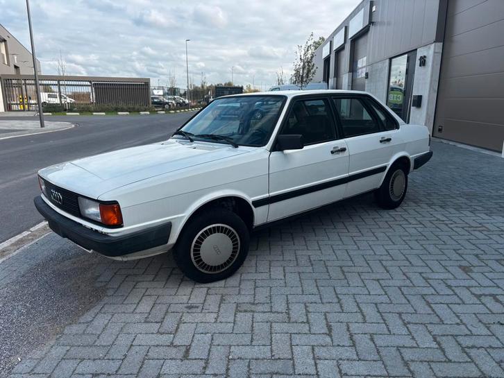 Audi 80 Fox 1984 1.3 benzine - Prachtige klassieke auto, Auto's, Audi, Bedrijf, Te koop, Benzine, Wit, Ophalen