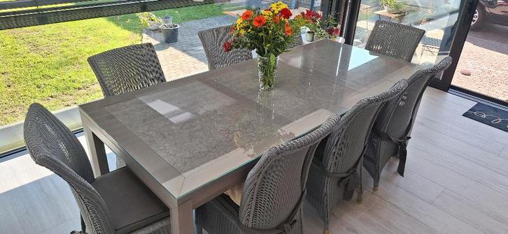 Tafel met glazen blad + 8 gratis rieten stoelen, Huis en Inrichting, Tafels | Eettafels, Gebruikt, 50 tot 100 cm, 200 cm of meer