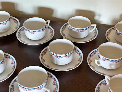 Antieke kopjes met schoteltjes, 20 stuks, Antiek en Kunst, Antiek | Servies compleet, Ophalen