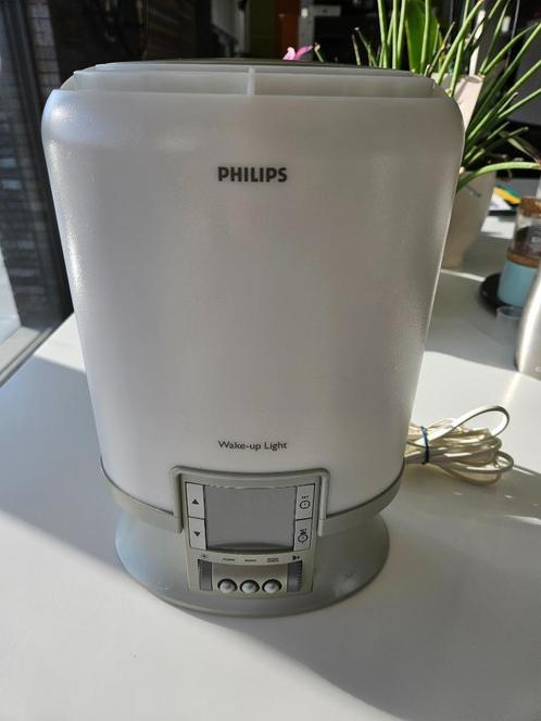 Wake-up Light met ingebouwde radio - Philips HF 3461, Electroménager, Réveils, Comme neuf, Digital, Enlèvement ou Envoi