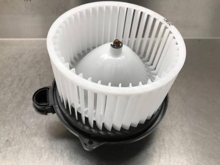 KACHEL VENTILATORMOTOR Kia Picanto (JA) (|F00S3B2562|), Auto-onderdelen, Airco en Verwarming, Kia, Gebruikt