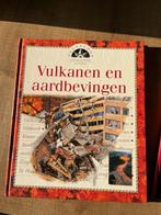 boek over vulkanen, Gelezen, Non-fictie, Ophalen of Verzenden