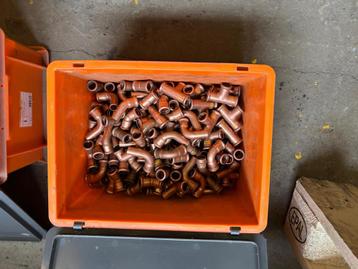 Assortiment pers fitingen beschikbaar voor biedingen