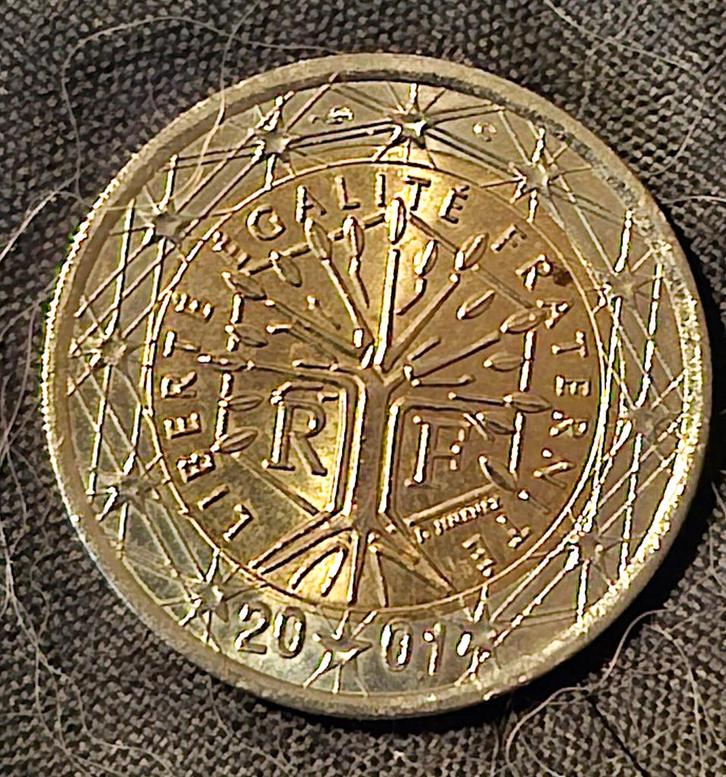 Munt van Frankrijk - 2 euro - 2001, Postzegels en Munten, Munten | Europa | Euromunten, Losse munt, 2 euro, Frankrijk, Verzenden